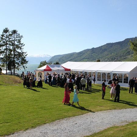 Sognefjord Hotel Hermansverk Exterior photo